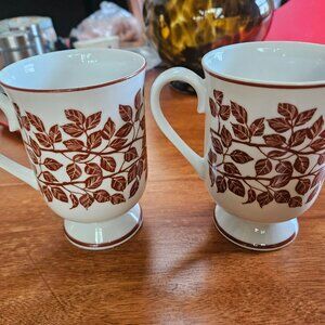 VINTAGE HOLT HOWARD BROWN LEAF PEDESTAL MUGS SET OF TWO